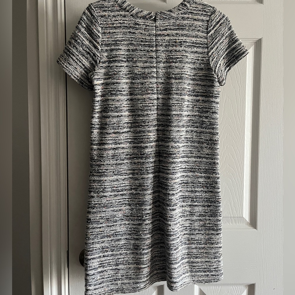 Loft Dress - Picture 3 of 4